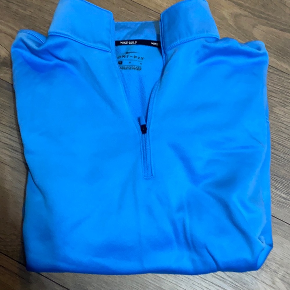 Nike half zip!! Great condition